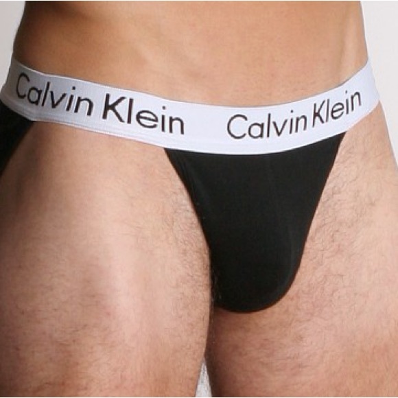 Calvin Klein - Picture 4 of 6